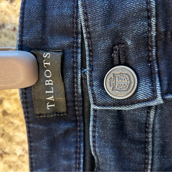 Talbots Women's Jeggings size 12 Dark Blue Jeans. Five pockets. Like new ! - Picture 3 of 6